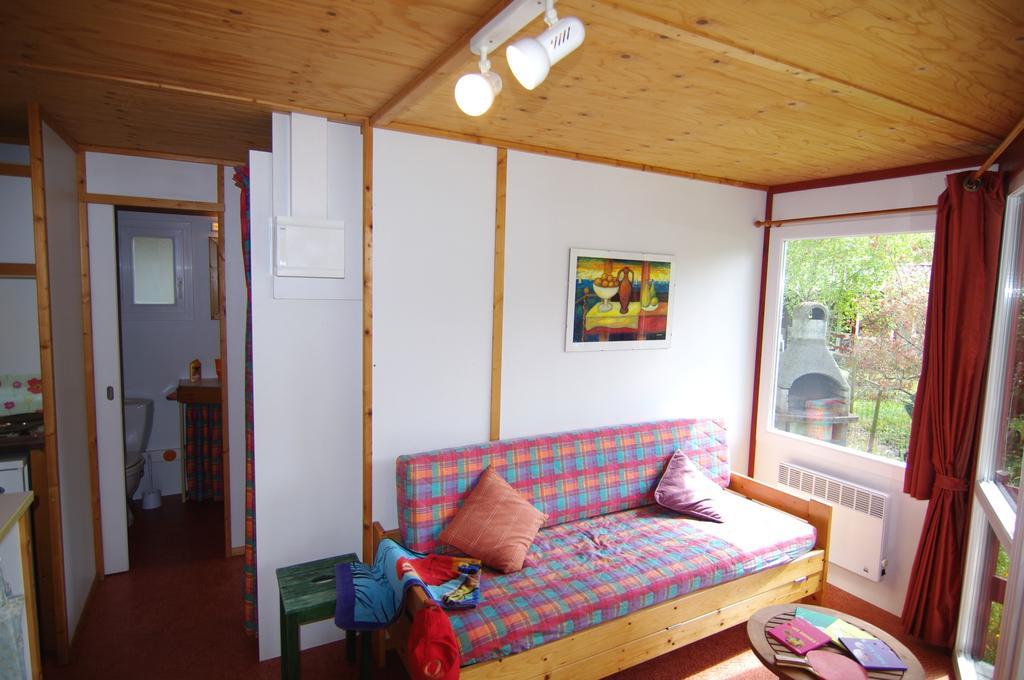 Le Clos Fleuri Hotel Medis Room photo